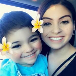 Meet your Posher, Briana